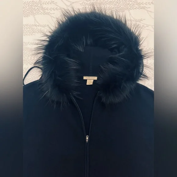 Amicale Cashmere Black Cardigan with real foxFur Collar